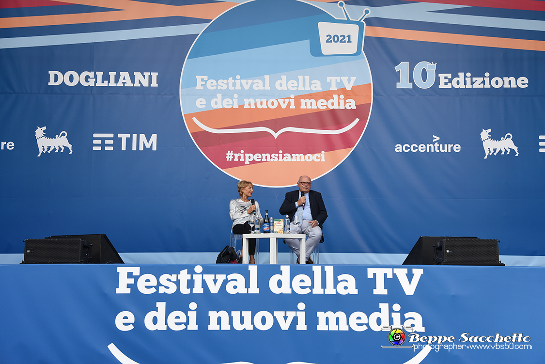 VBS_7951 - Lilli Gruber intervista Massimo Galli Infettivologo.jpg